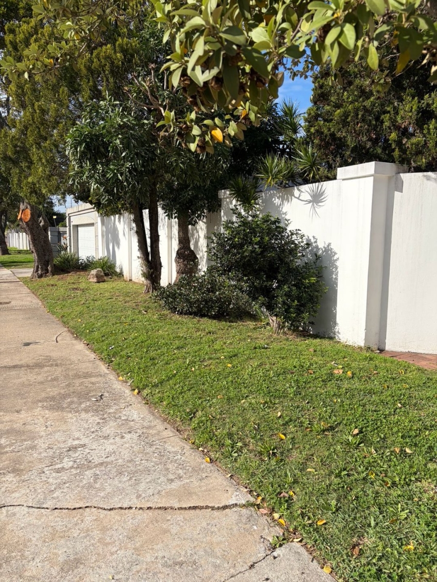 To Let 3 Bedroom Property for Rent in Mill Park Eastern Cape
